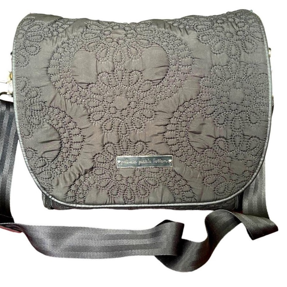 Petunia pickle bottom bag